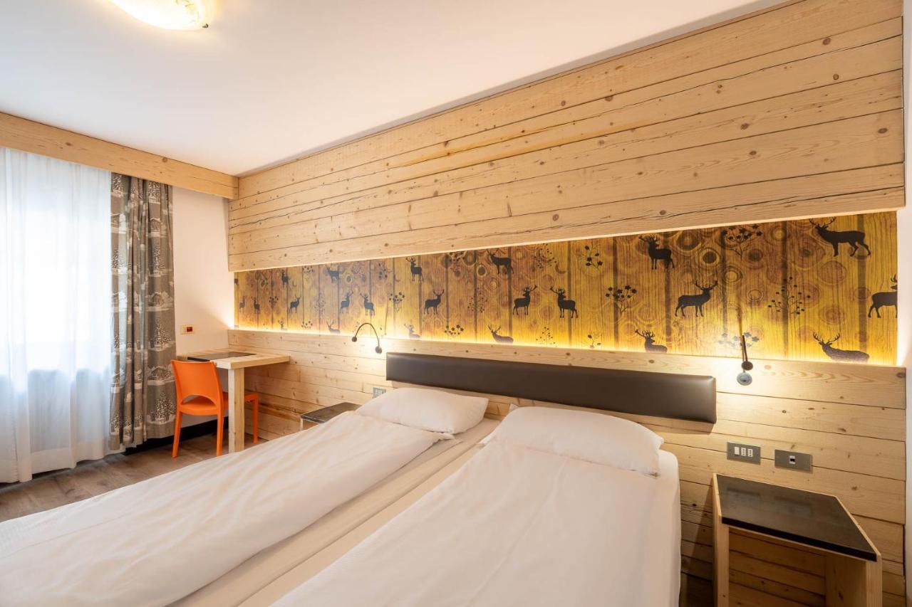 Hotel Italia Canazei Εξωτερικό φωτογραφία