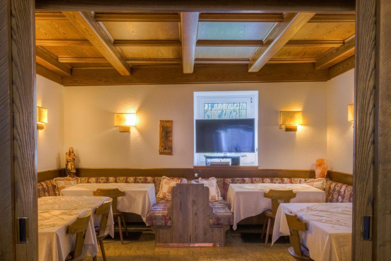 Hotel Italia Canazei Εξωτερικό φωτογραφία